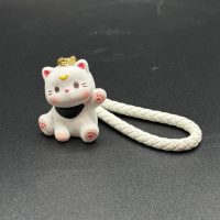 اویز و جاکلیدی گربه سفید